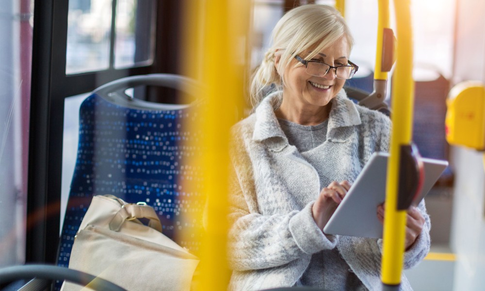 Coup de main devant l’automate